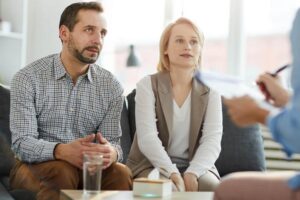 Exploring Gestalt Therapy in Couple's Counseling: The Power of the Present